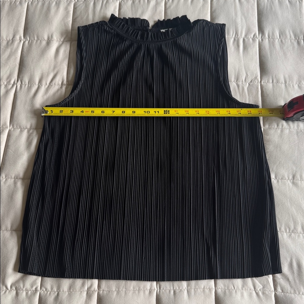 Brea Canyon Womens Black Plisse Sleeveless Blouse